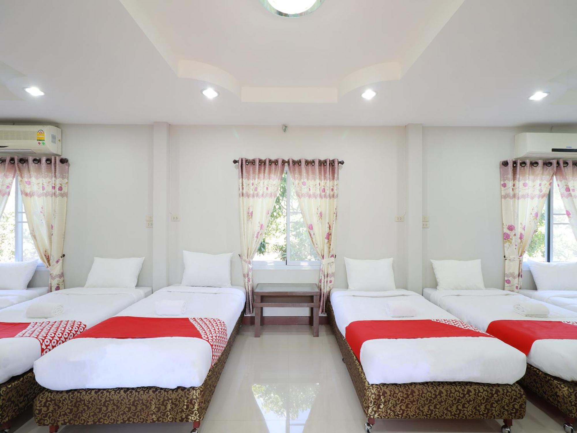 Oyo 553 Kongsup Resort Lamphun Extérieur photo