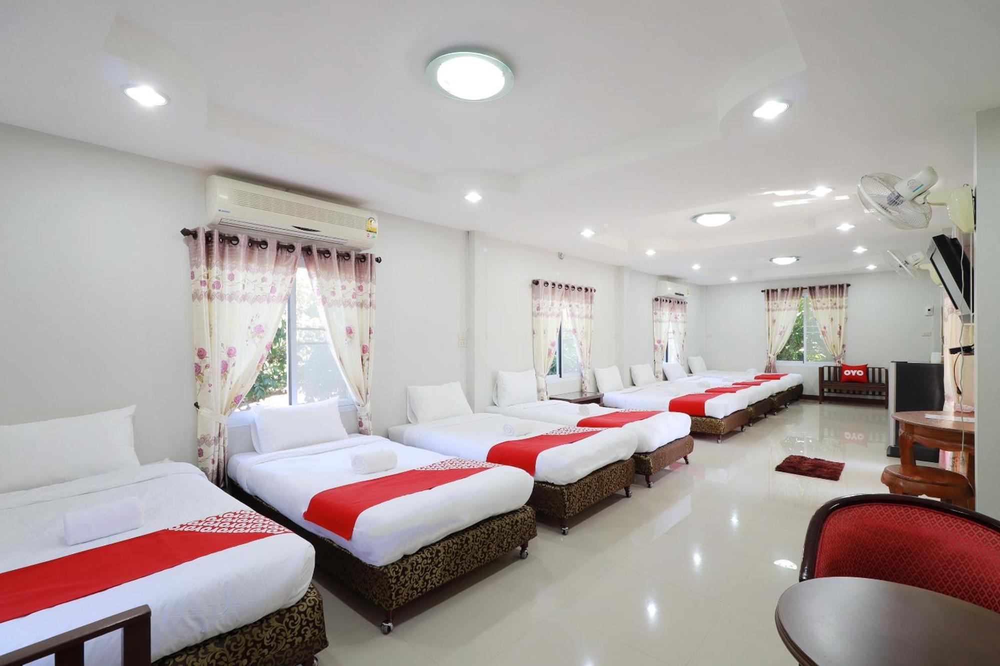 Oyo 553 Kongsup Resort Lamphun Extérieur photo